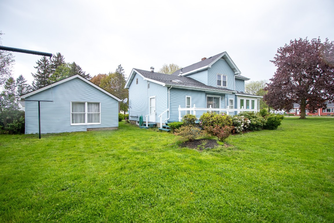 648 Rice Avenue, Girard, Pennsylvania image 3
