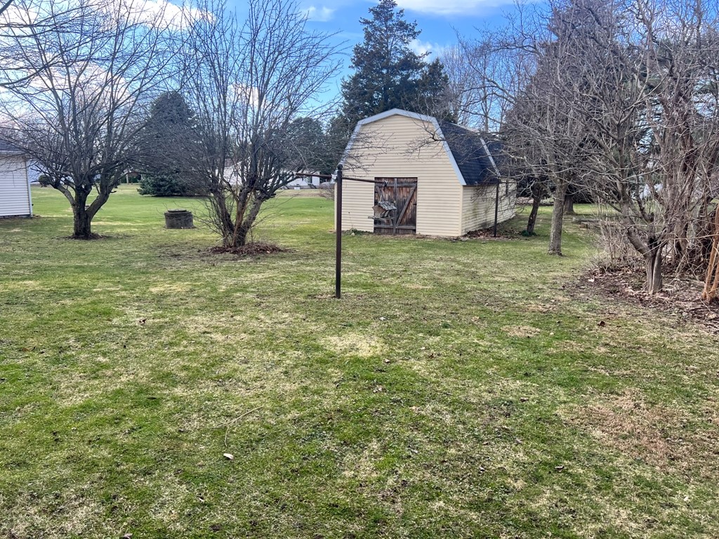 136 Hathaway West Street, Girard, Pennsylvania image 3