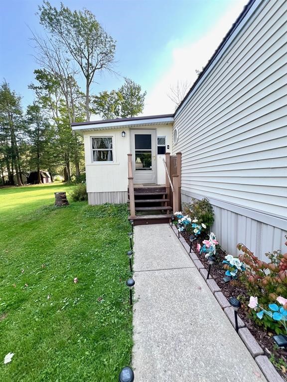 50 Maplenut Lane, Erie, Pennsylvania image 2
