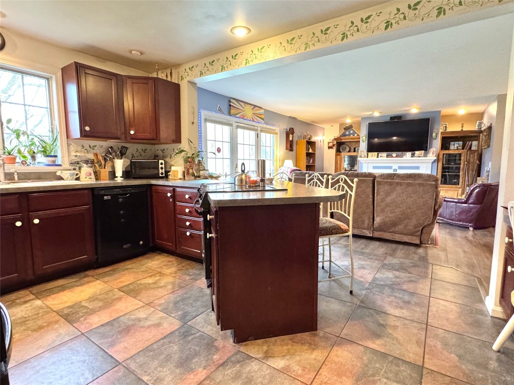 1871 Eaton Road, Fairview, Pennsylvania image 12