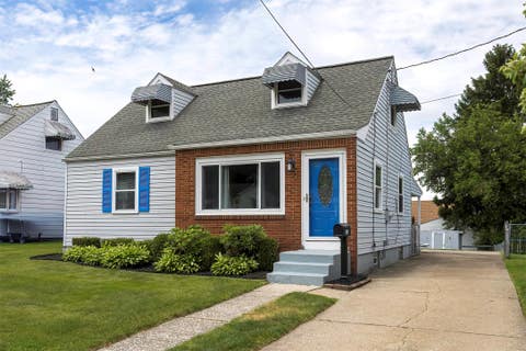 Homes For Sale - 1134 W 41st Street<br/> Erie, PA 16509