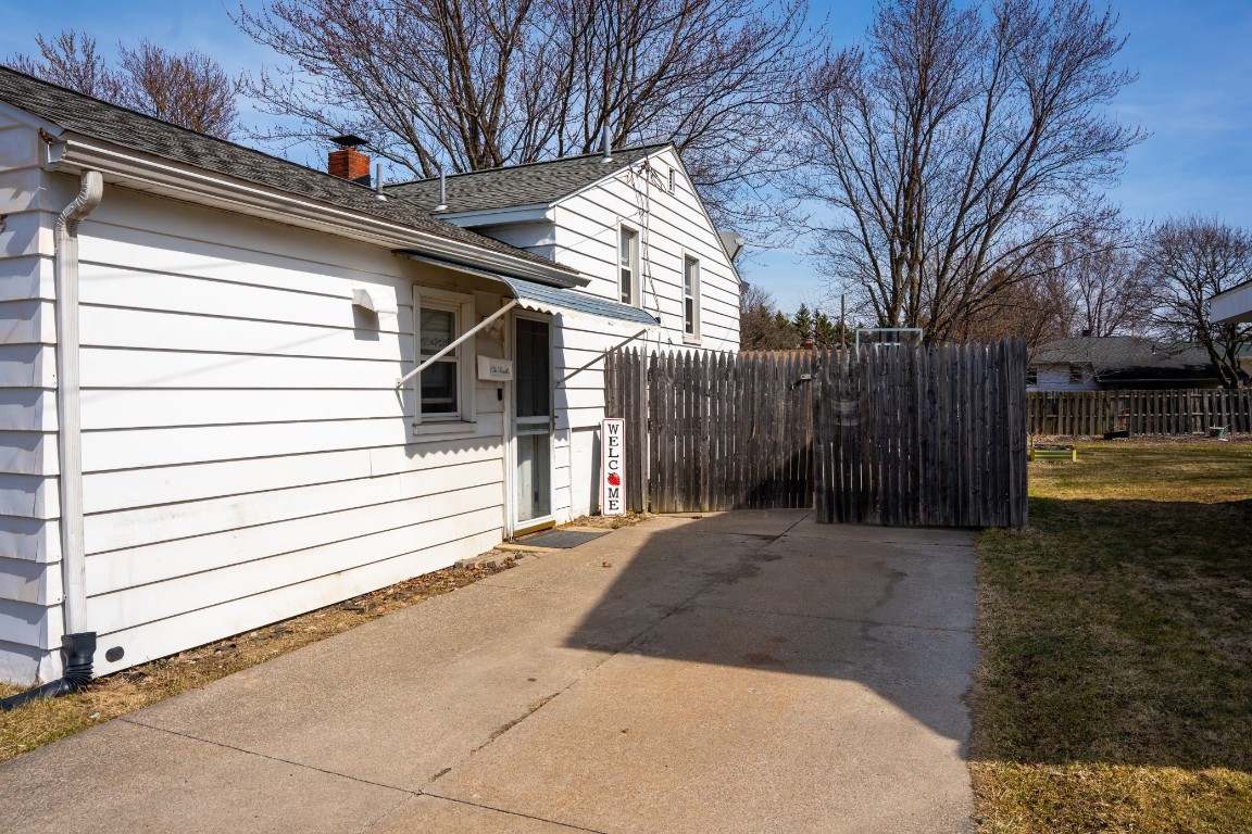 2825 Tuttle Avenue, Erie, Pennsylvania image 3