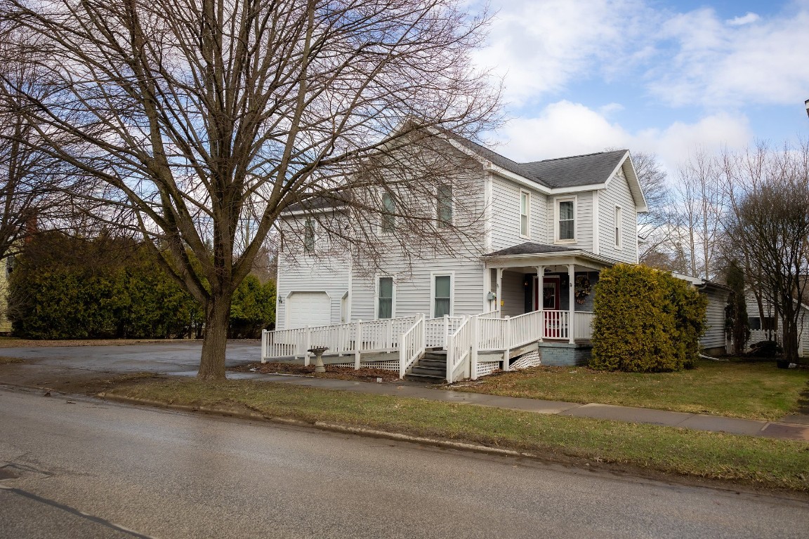 706 N Center Street, Corry, Pennsylvania image 4