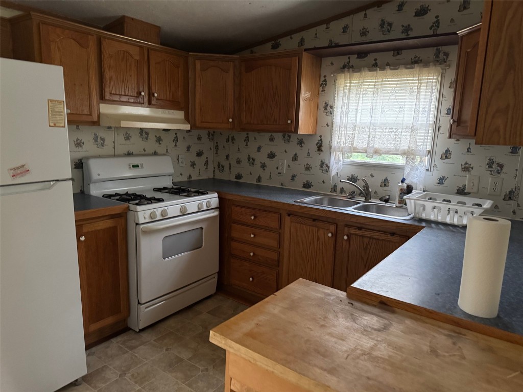 1568 Quick Road, Linesville, Pennsylvania image 6