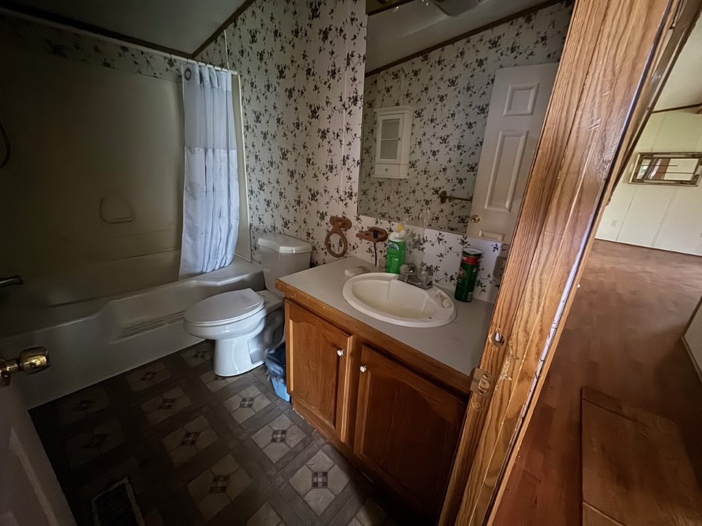 1568 Quick Road, Linesville, Pennsylvania image 13