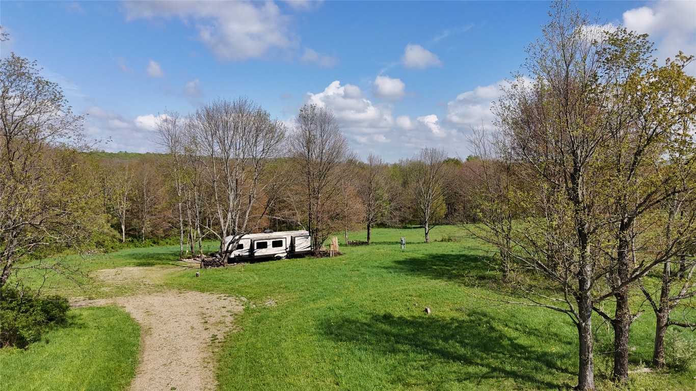 14265 Hare Road, Waterford, Pennsylvania image 25