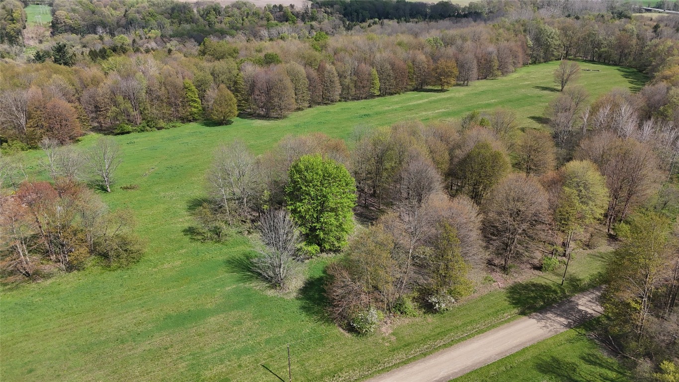 14265 Hare Road, Waterford, Pennsylvania image 38