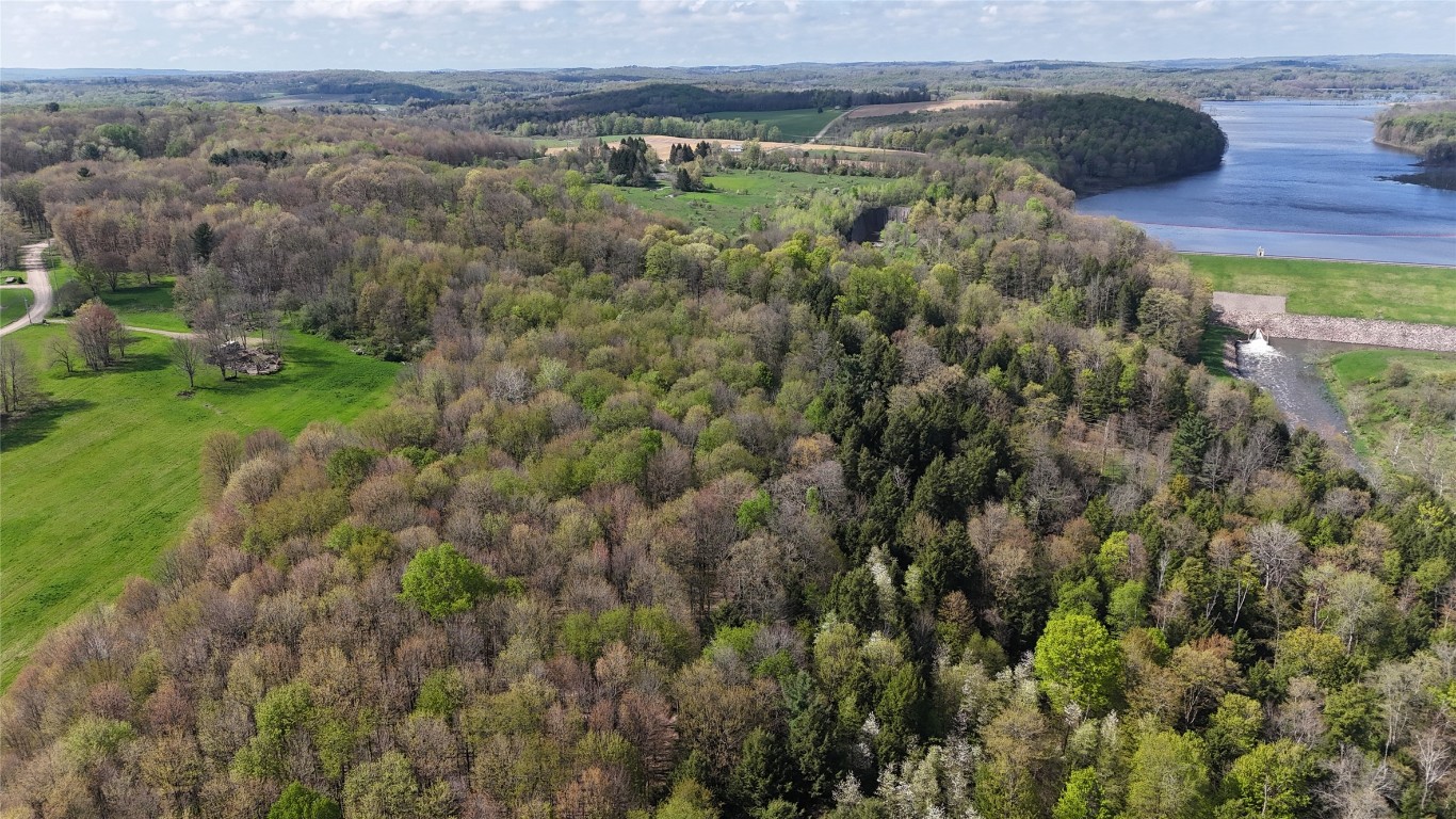 14265 Hare Road, Waterford, Pennsylvania image 21