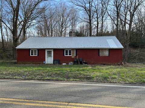 Homes For Sale - 7072 Findley Lake Road<br/> Erie County, North East, PA 16428