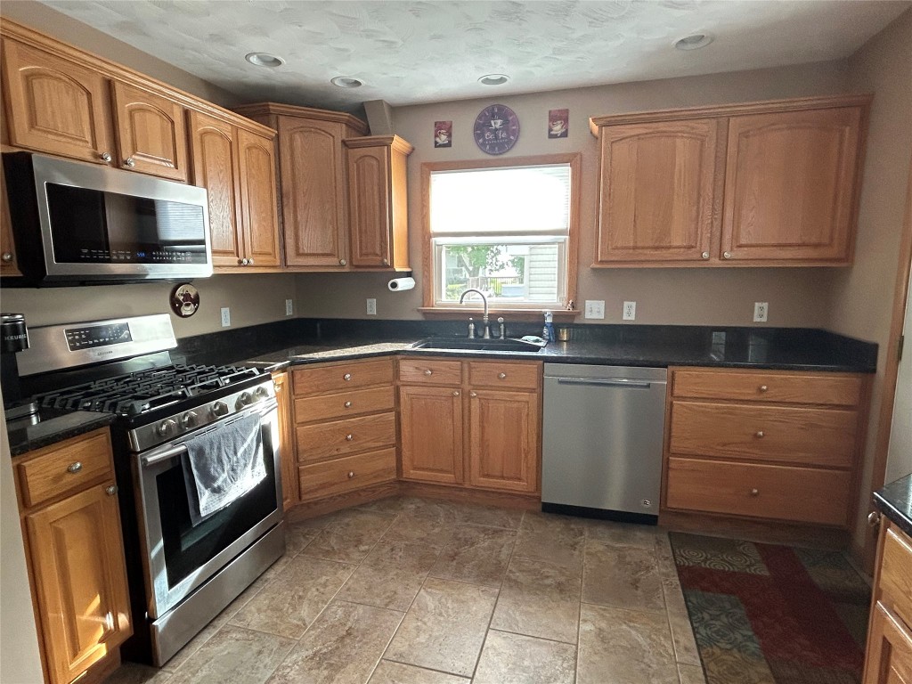 4308 Carney Avenue, Erie, Pennsylvania image 3
