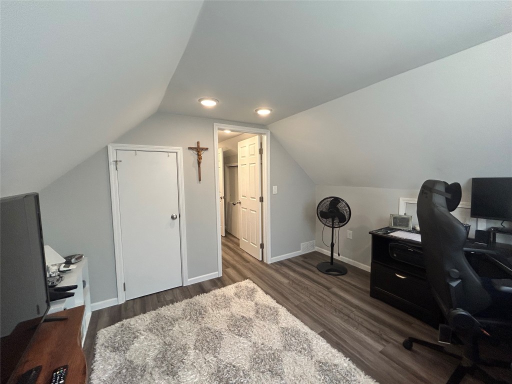 4308 Carney Avenue, Erie, Pennsylvania image 18