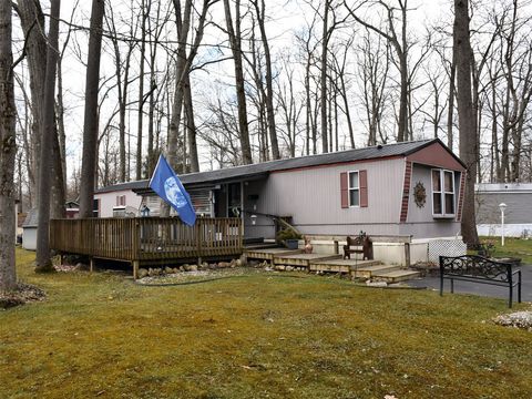 Homes For Sale - 10144 Circle West<br/> Meadville, PA 16335