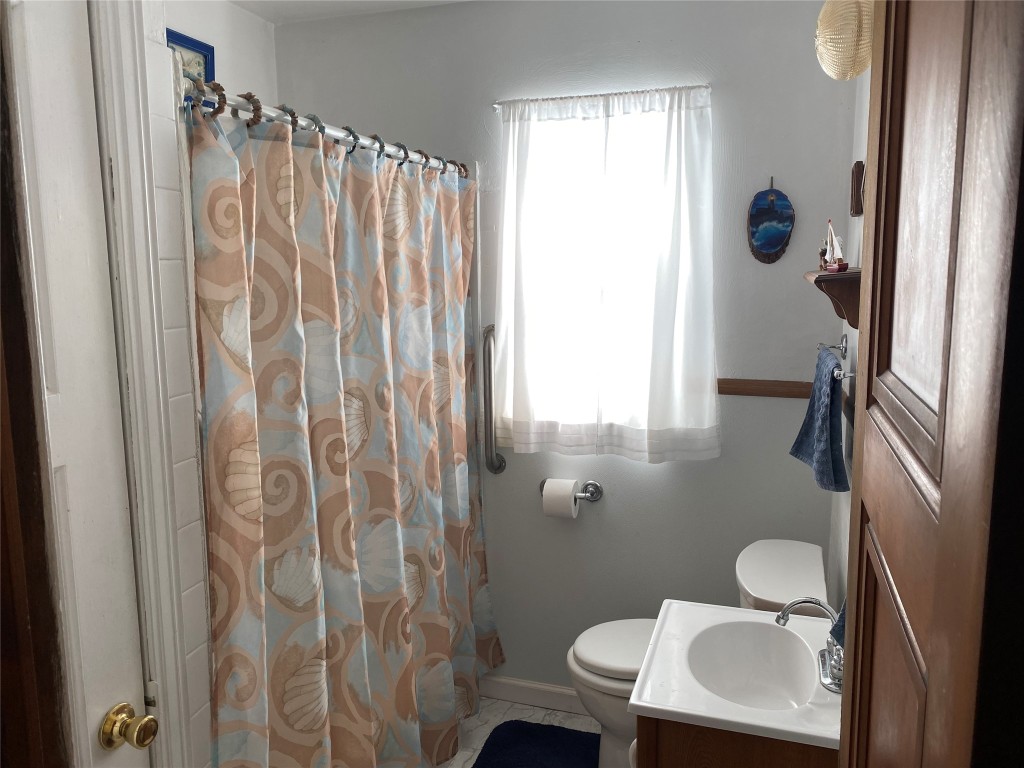 1139 W 40th Street, Erie, Pennsylvania image 11