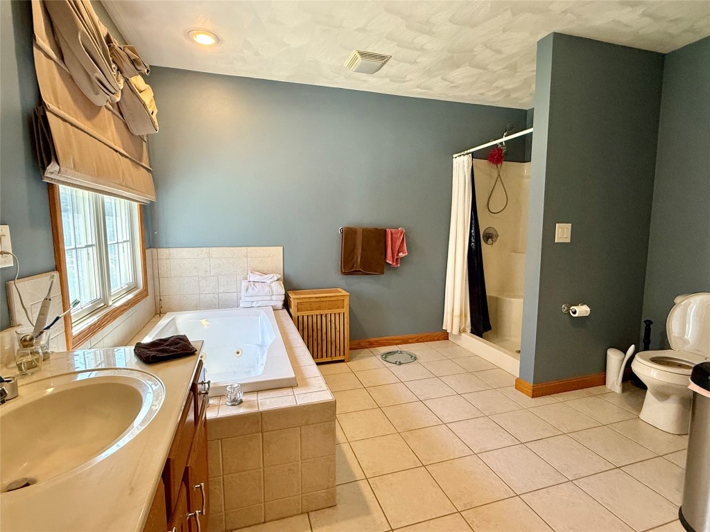 5125 Coventry Drive, Erie, Pennsylvania image 21