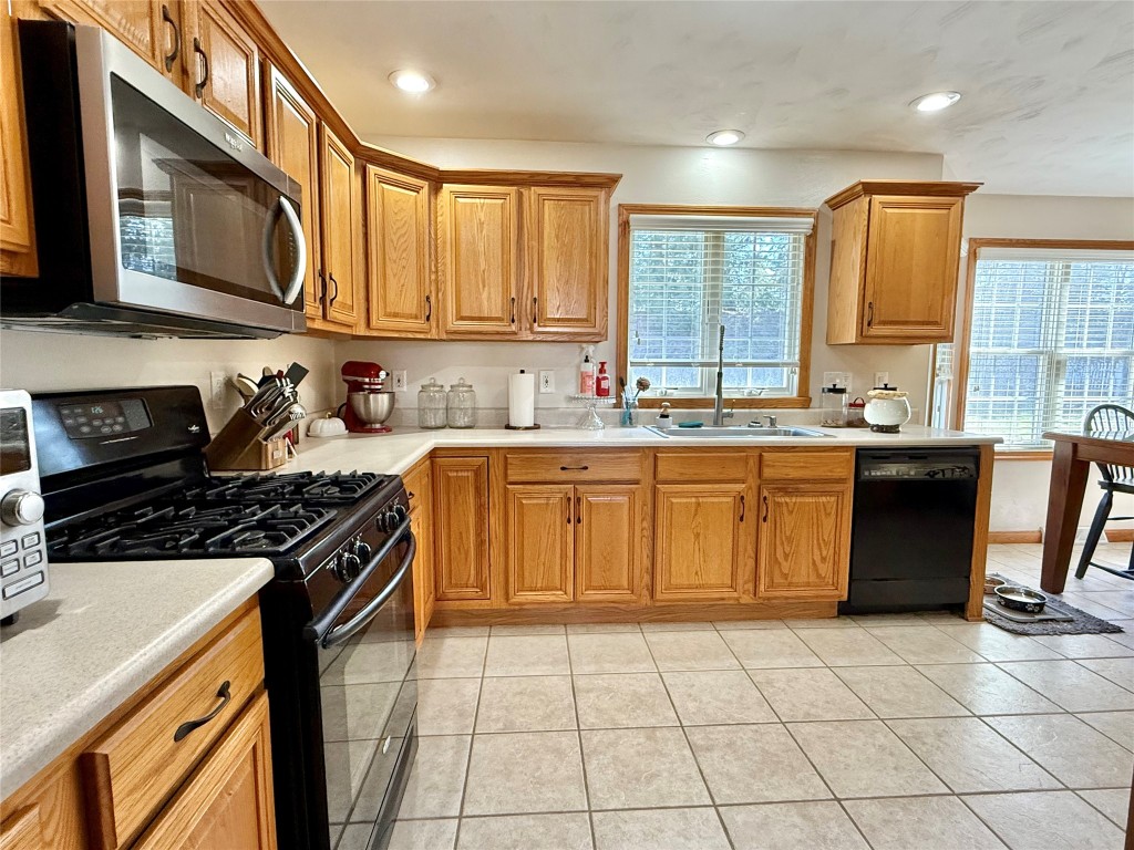5125 Coventry Drive, Erie, Pennsylvania image 12