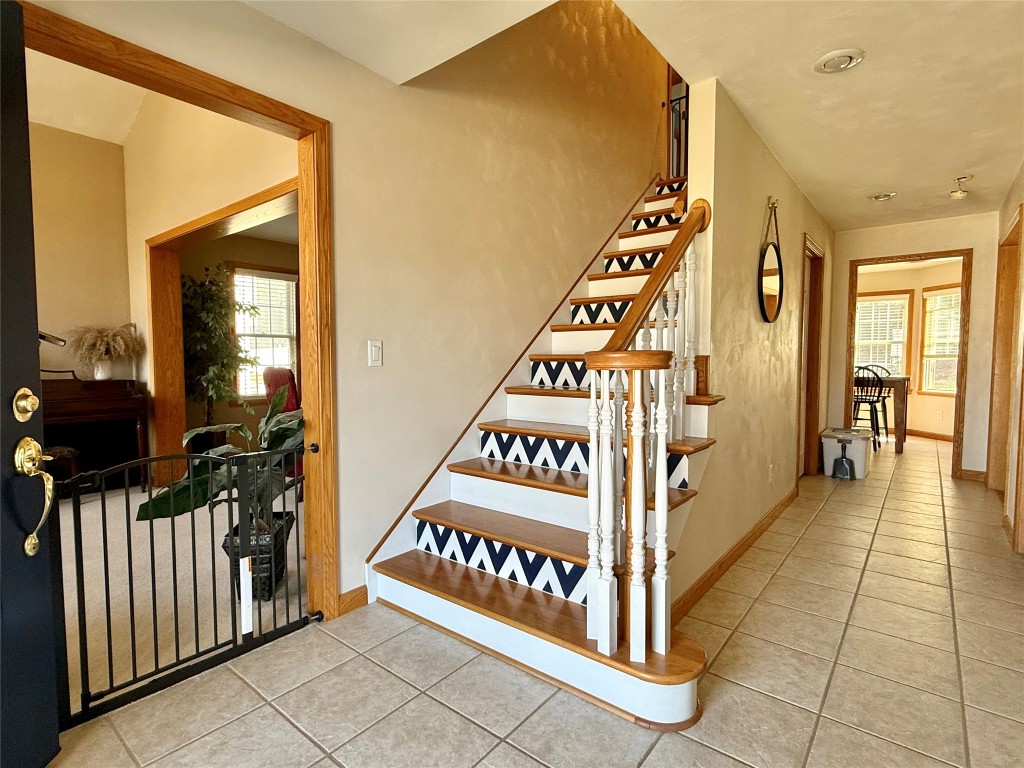 5125 Coventry Drive, Erie, Pennsylvania image 3