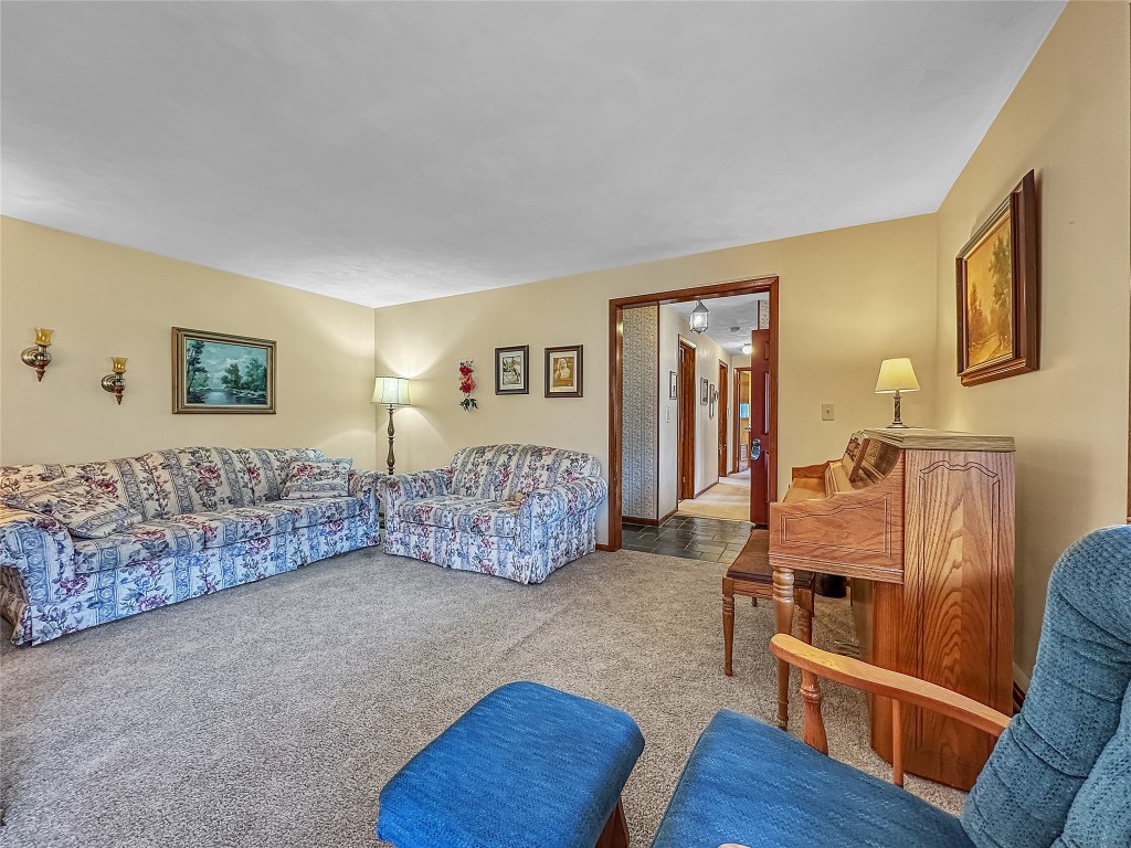 12191 Skyview Drive, Edinboro, Pennsylvania image 5