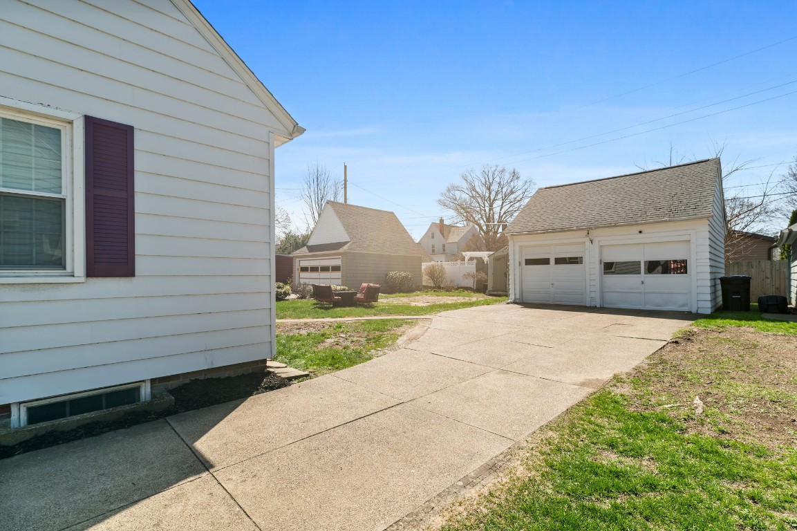 626 Vermont Avenue, Erie, Pennsylvania image 23