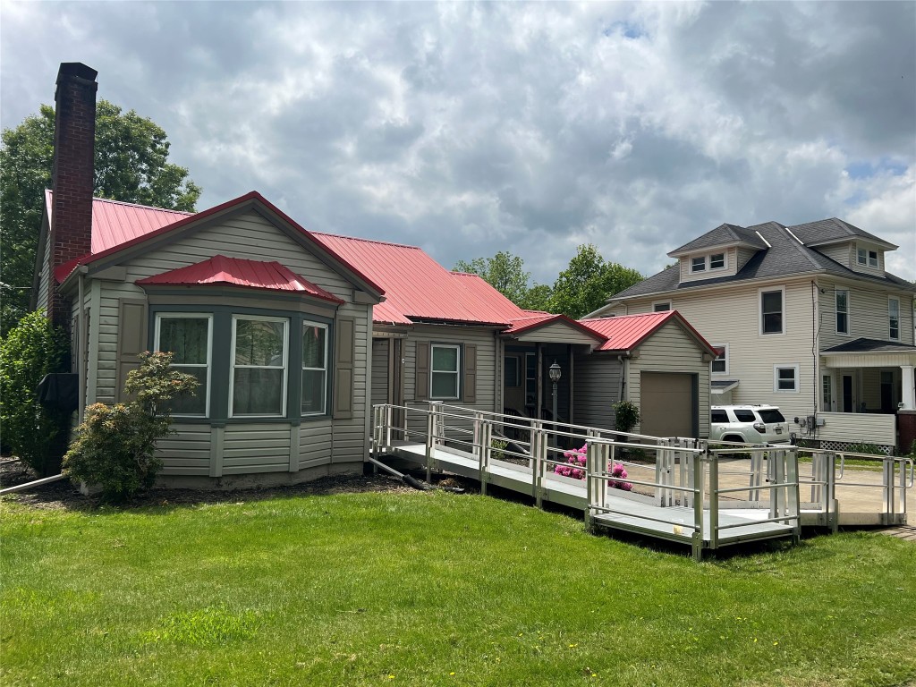 762 Pine Street, Meadville, Pennsylvania image 1