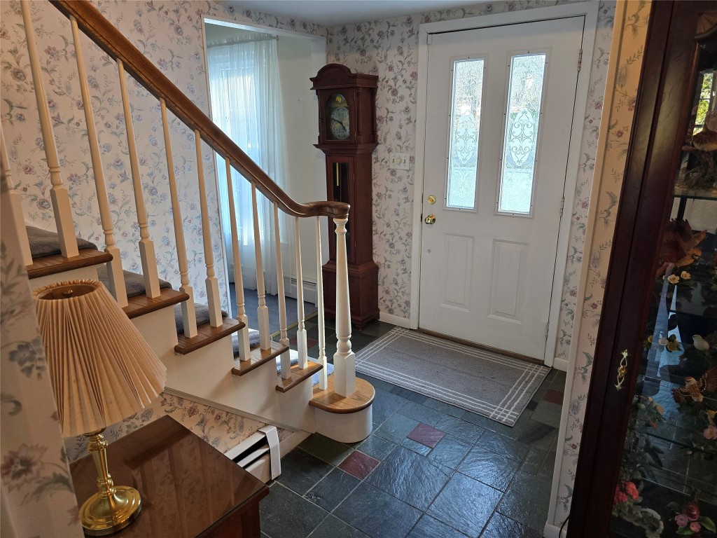 113 S Skytop Road, Edinboro, Pennsylvania image 2