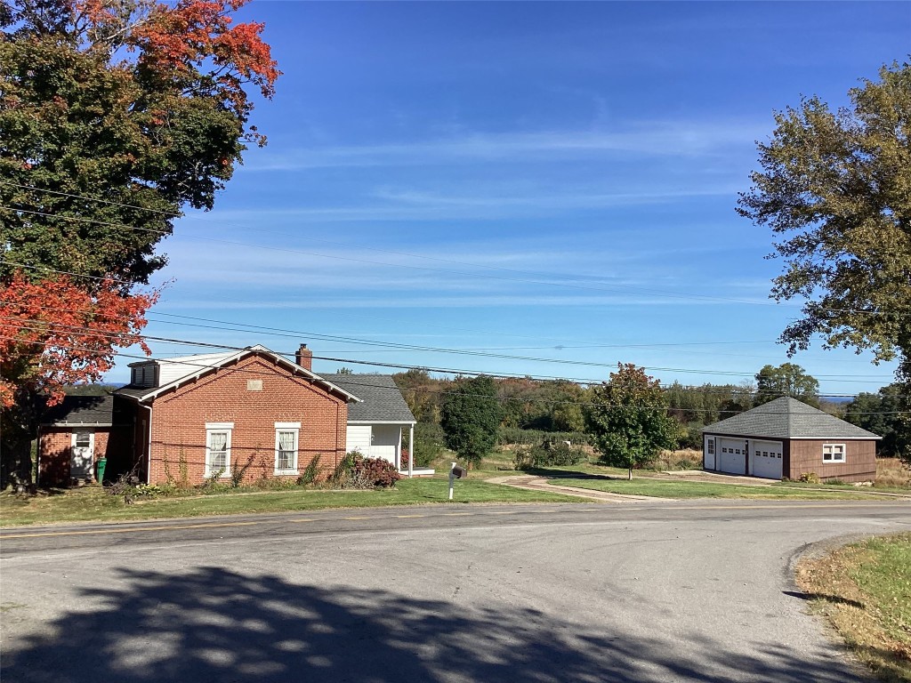 10788 Sidehill Road, North East, Pennsylvania image 1