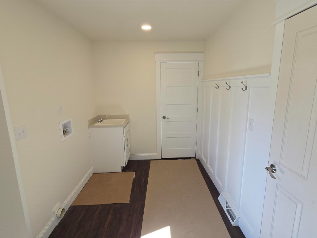 3865 Amidon Avenue, Harborcreek, Pennsylvania image 14