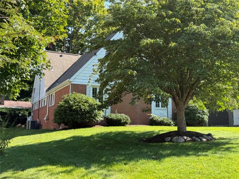 Homes For Sale - 6025 Overlook Drive<br/> Erie, PA 16505