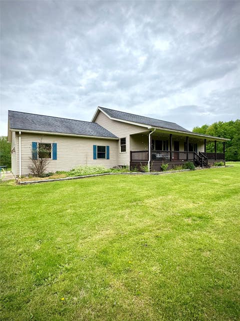 Homes For Sale - 11841 Mcfadden Road<br/> Crawford County, Guys Mills, PA 16327