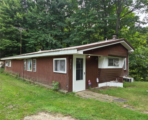Homes For Sale - 12783 W Lake Road<br/> East Springfield, PA 16411