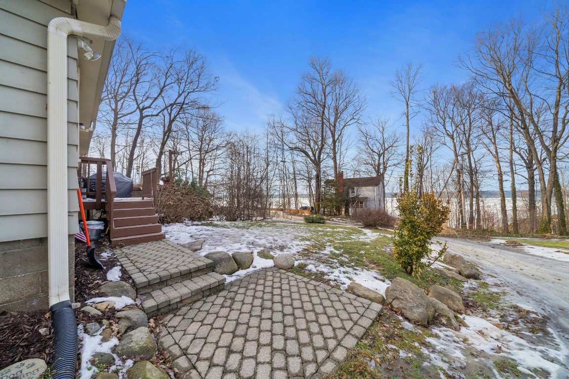 9812 E Lake Road, North East, Pennsylvania image 6