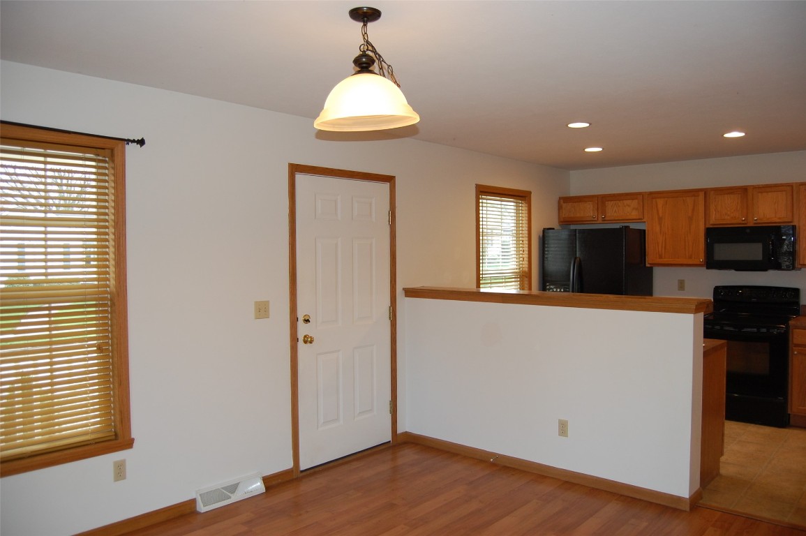 3650 Stough Avenue, Erie, Pennsylvania image 4