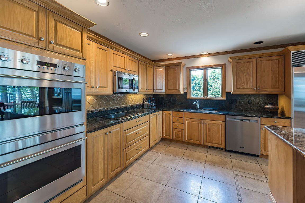 11312 Lakeside Drive, North East, Pennsylvania image 13