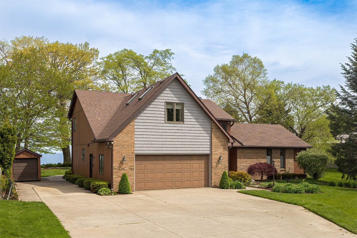 11312 Lakeside Drive, North East, Pennsylvania image 1