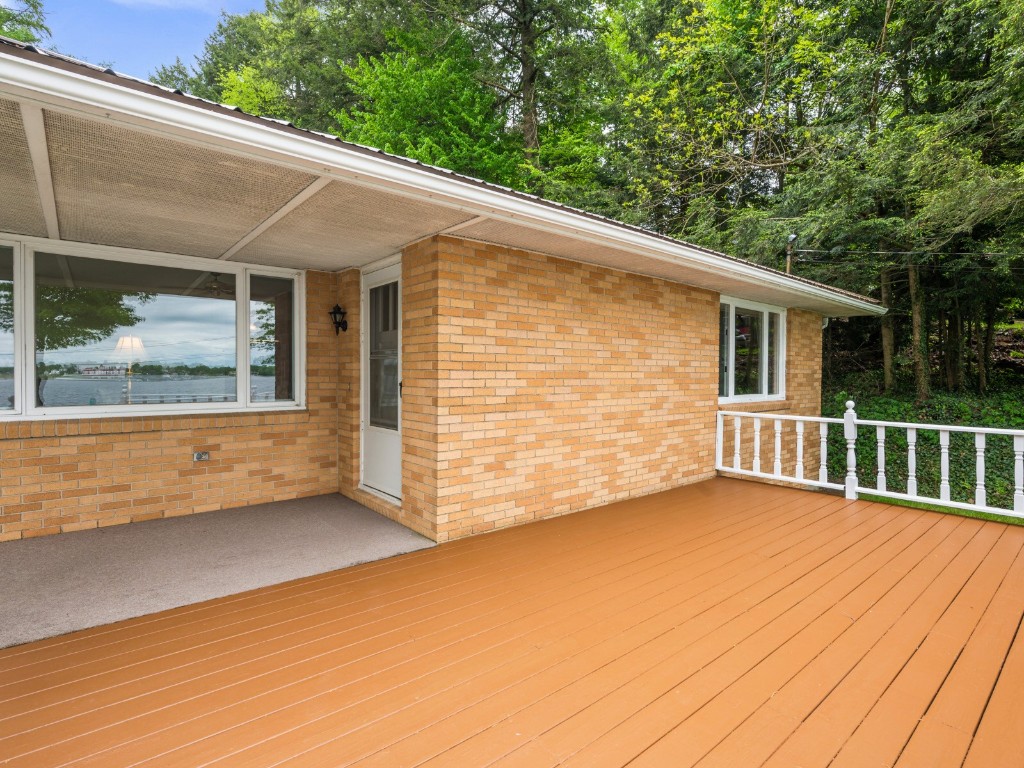 12052 Lake Drive, Conneaut Lake, Pennsylvania image 4