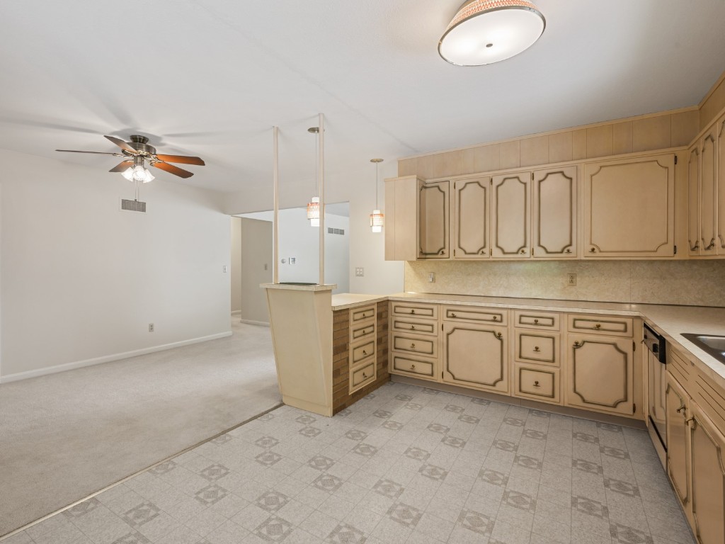 12052 Lake Drive, Conneaut Lake, Pennsylvania image 12