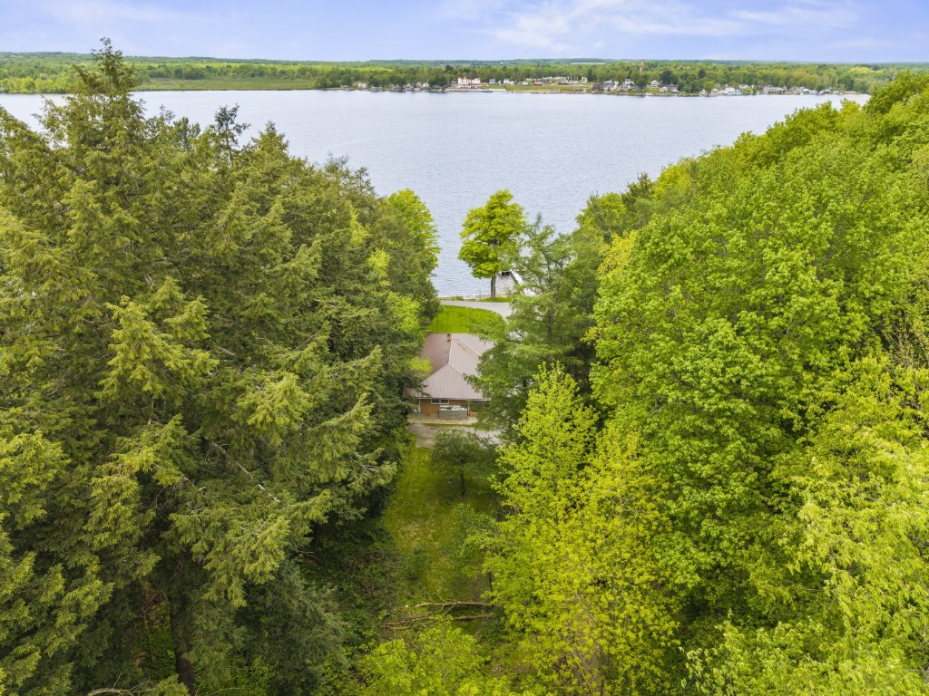 12052 Lake Drive, Conneaut Lake, Pennsylvania image 45