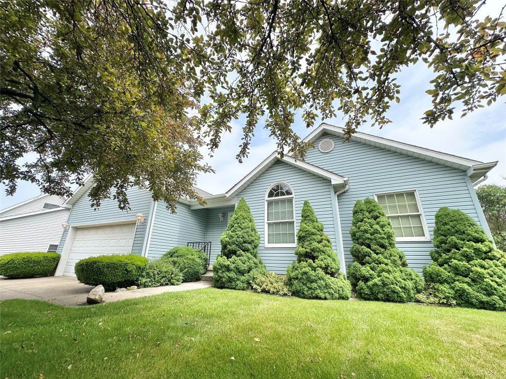 2055 Suzanne Drive, Harborcreek, Pennsylvania image 2
