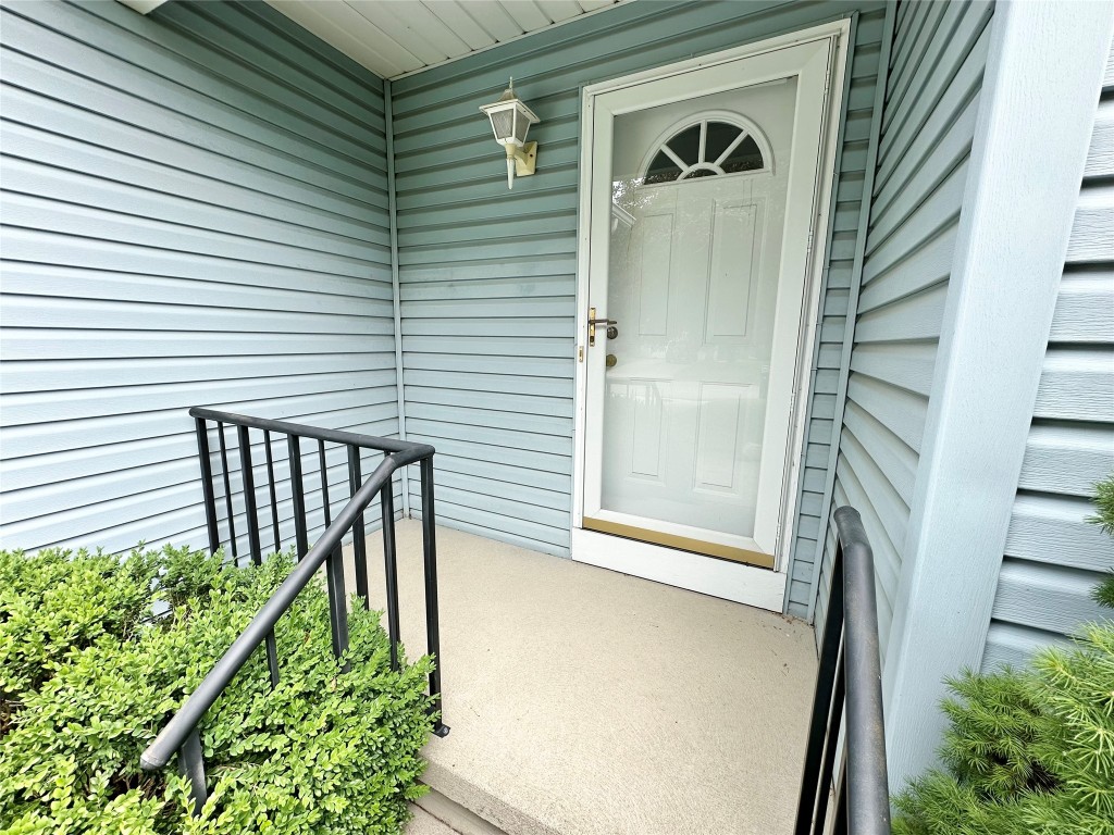 2055 Suzanne Drive, Harborcreek, Pennsylvania image 4