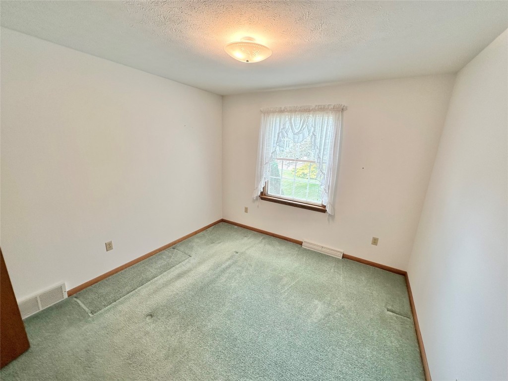 2055 Suzanne Drive, Harborcreek, Pennsylvania image 23