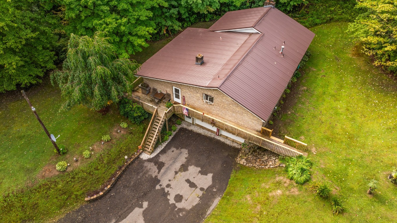 8710 Perry Highway, Erie, Pennsylvania image 3