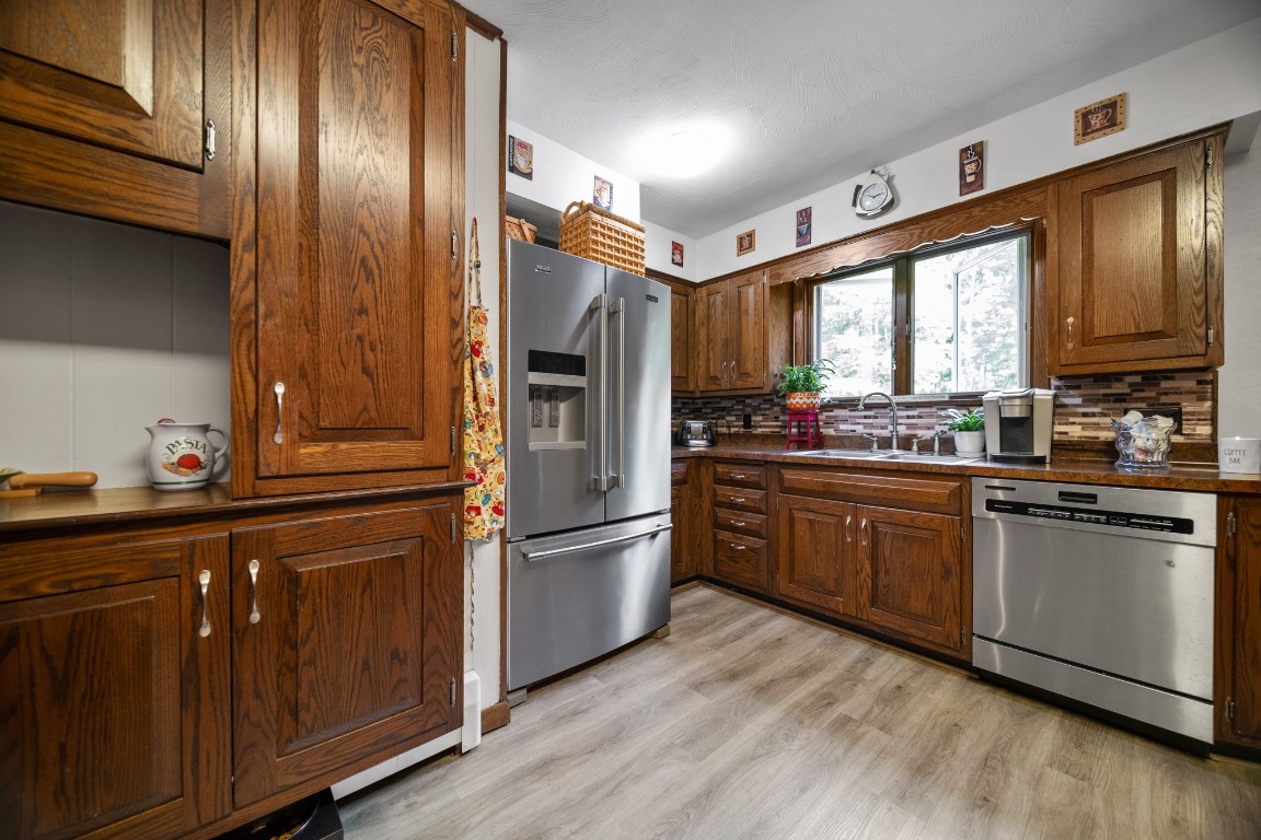 8710 Perry Highway, Erie, Pennsylvania image 7