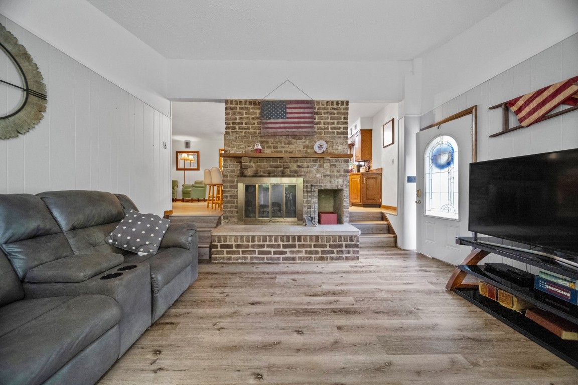 8710 Perry Highway, Erie, Pennsylvania image 5