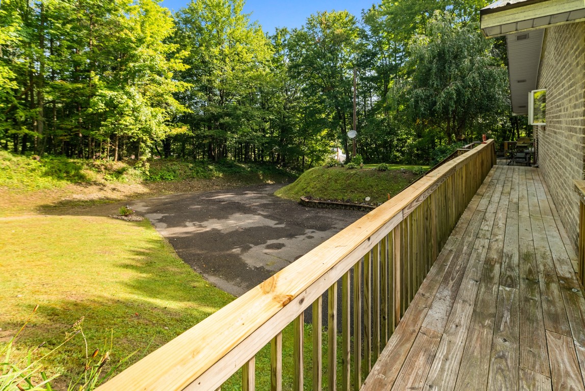 8710 Perry Highway, Erie, Pennsylvania image 31