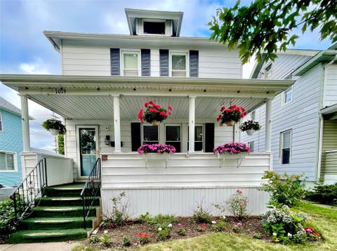 Homes For Sale - 1019 Silliman Avenue<br/> Erie, PA 16511