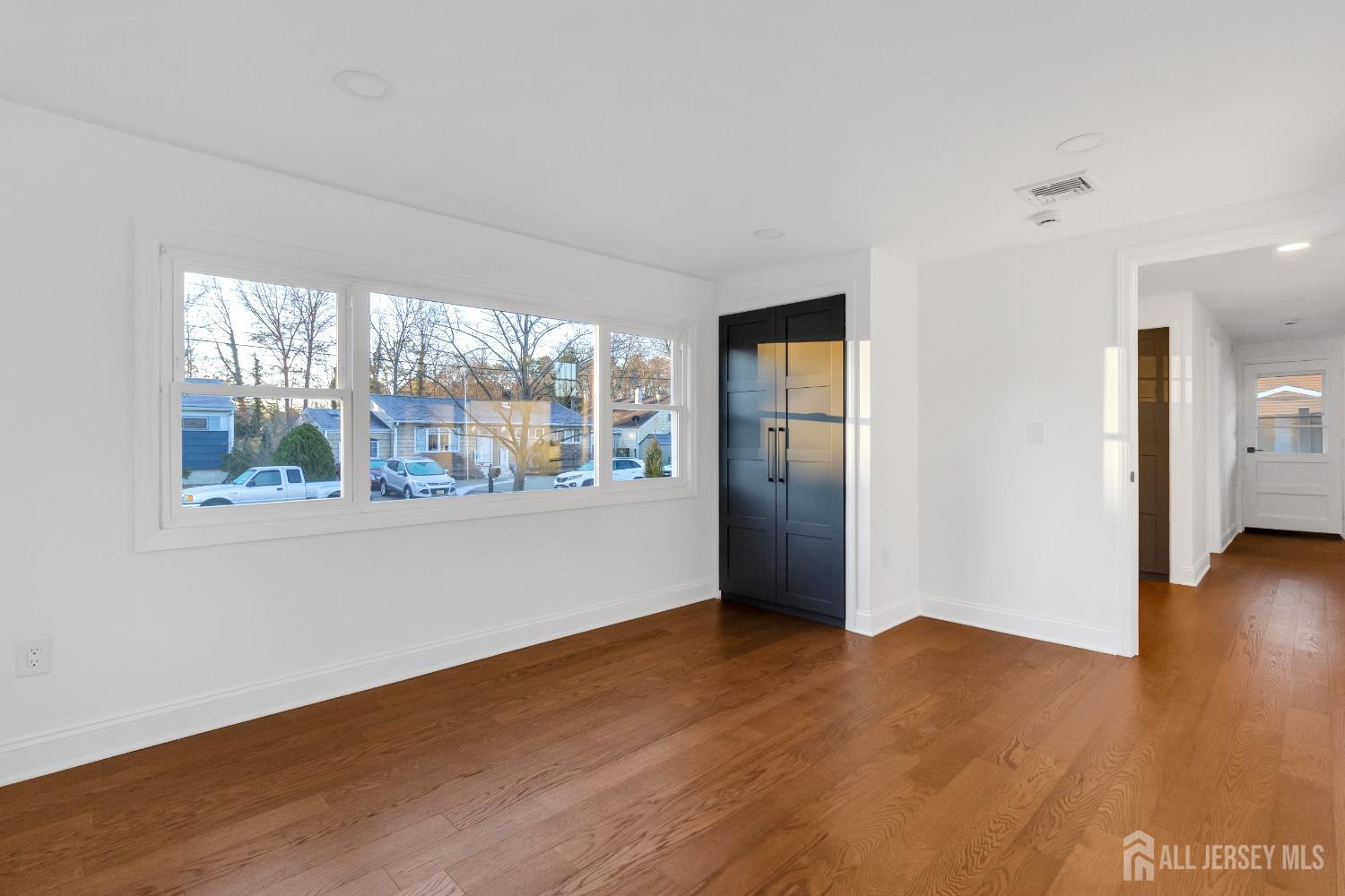 9 Huxley Drive, Old Bridge, New Jersey image 5