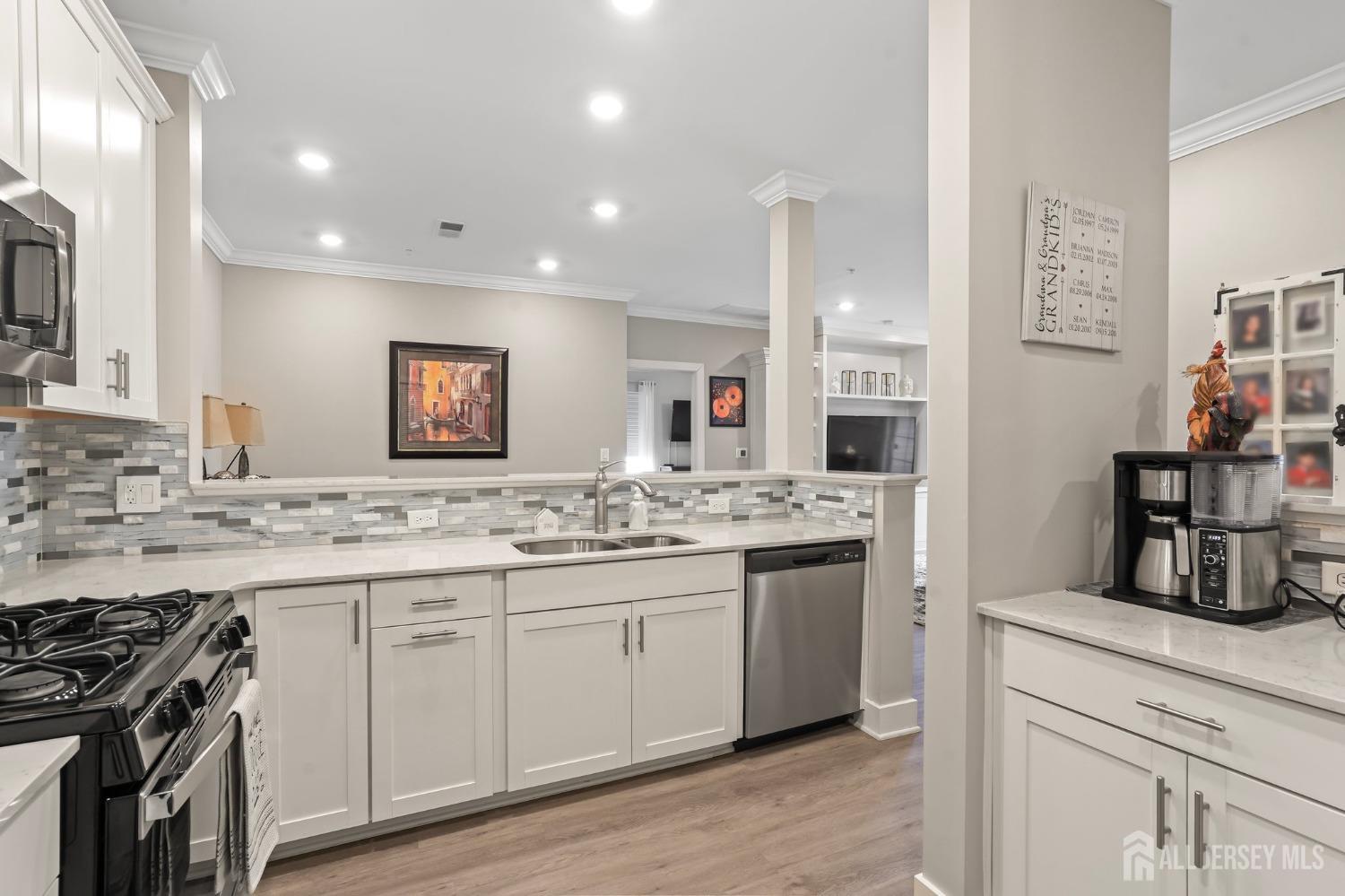 1122 Vanderbergh Boulevard, Monroe Township, New Jersey image 3