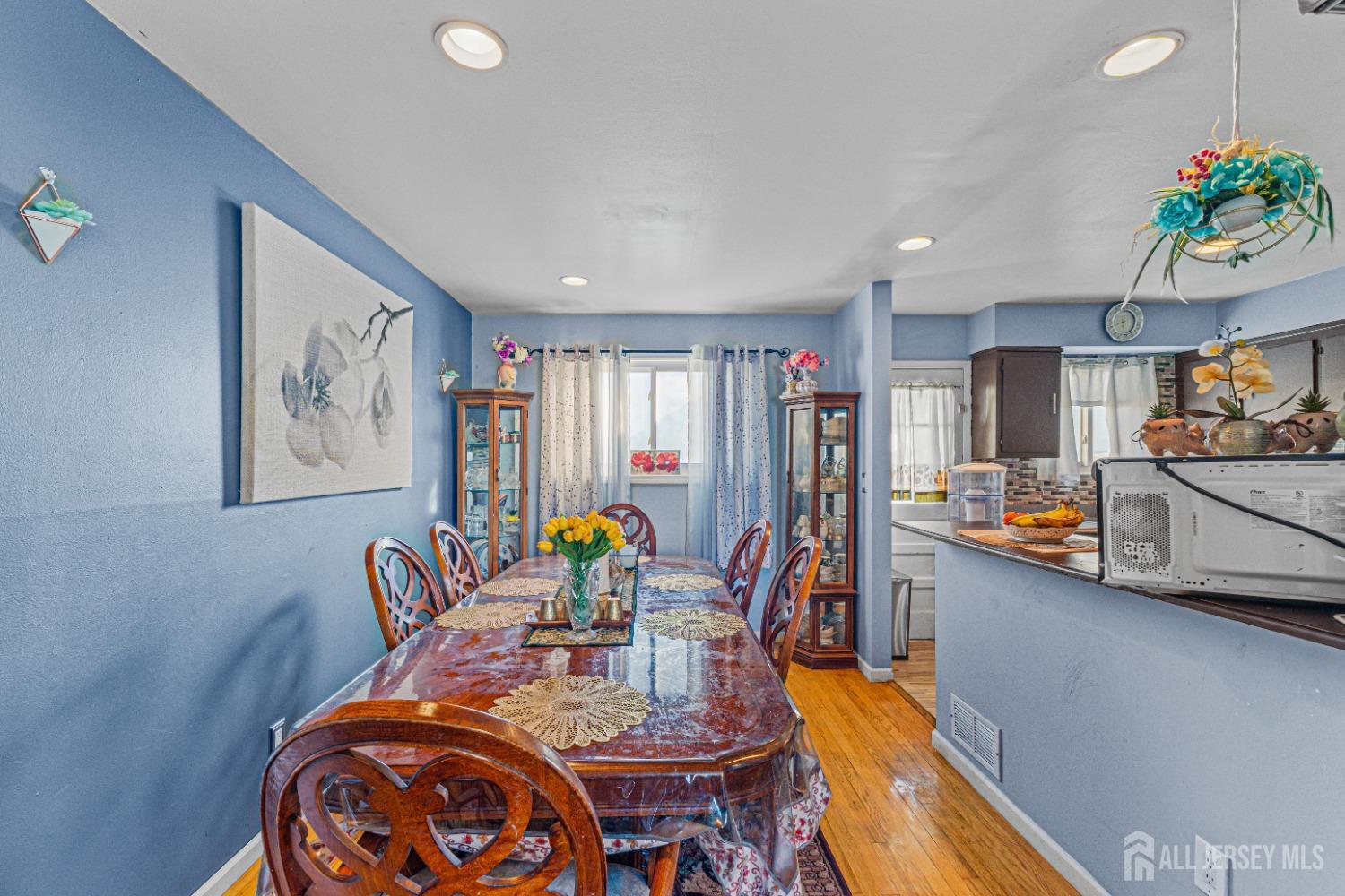 17 Sunnyside Drive, Carteret, New Jersey image 8