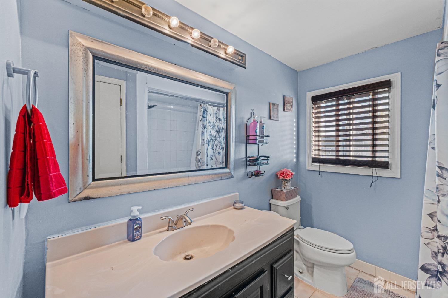 17 Sunnyside Drive, Carteret, New Jersey image 25