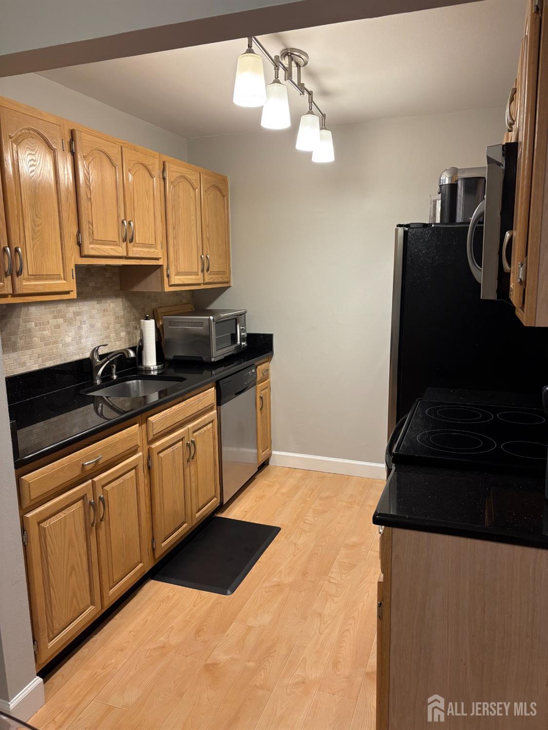19 Jefferson Street, Hackensack, New Jersey image 3