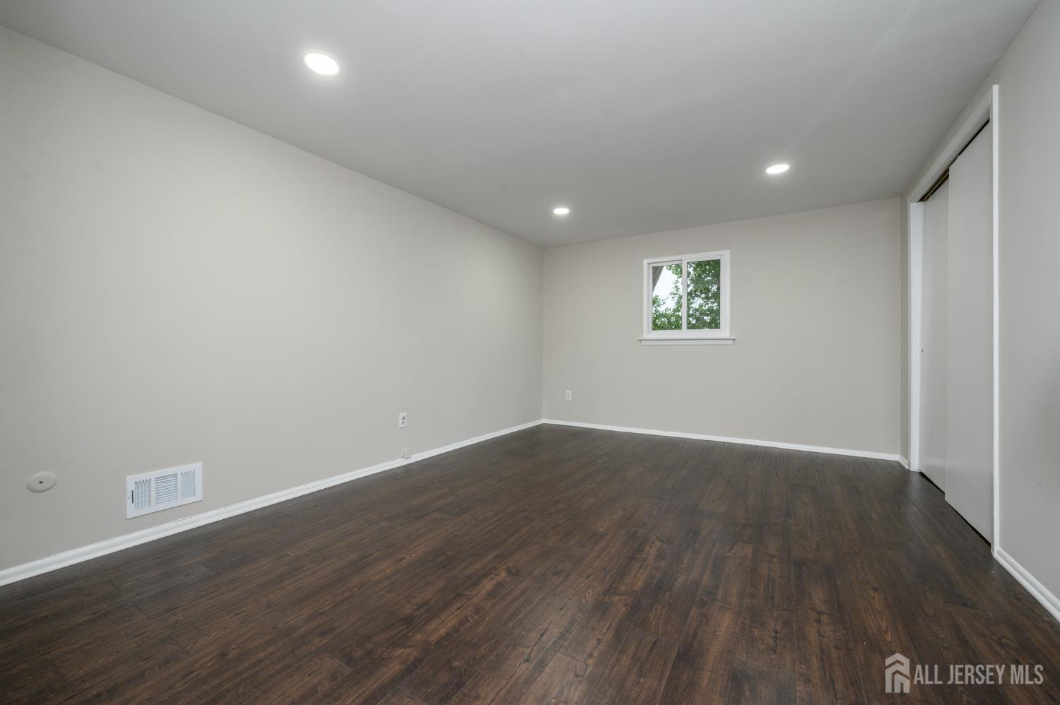 23 Gerard Avenue, Old Bridge, New Jersey image 31